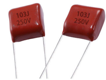品質  Red 0.01 UF Metallized Polyester Film Capacitor Voltage Proof 工場